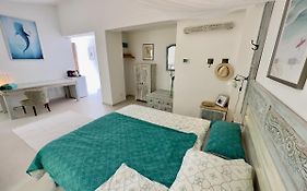 Cefalu Forest Hideout